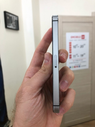 Apple iPhone 5s 16Gb Space Gray (уценка) без touch id