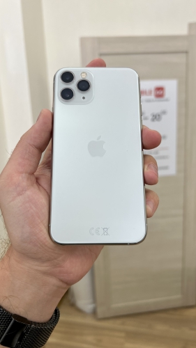 Apple iPhone 11 Pro 256Gb Silver б/у идеал