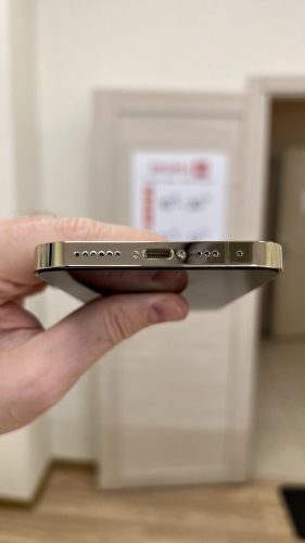 iPhone Xr 128Gb в корпусе 14 Pro Gold