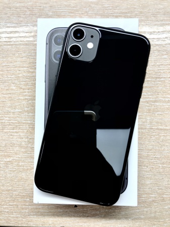 Apple iPhone 11 128Gb Black б/у идеал