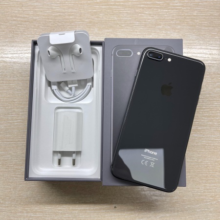 Apple iPhone 8 Plus 256Gb Space Gray б/у идеал