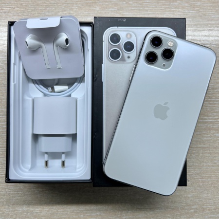 Apple iPhone 11 Pro 64Gb Silver б/у идеал