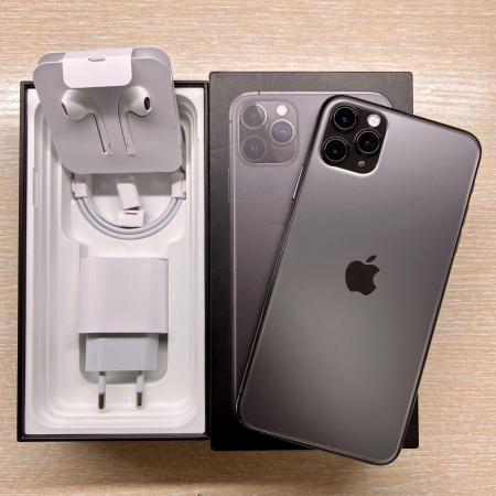 Apple iPhone 11 Pro Max 64Gb Space Gray б/у идеал