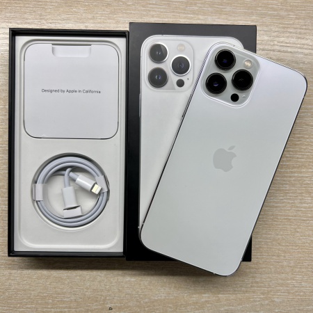 Apple iPhone 13 Pro Max 128Gb Silver б/у идеал