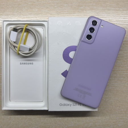 Samsung Galaxy S21 FE 8/256Gb Lavender б/у идеал