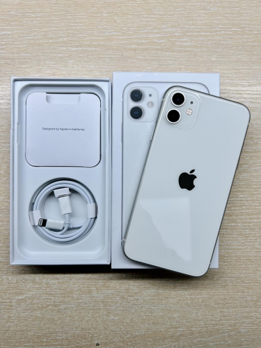 Apple iPhone 11 256Gb White б/у идеал